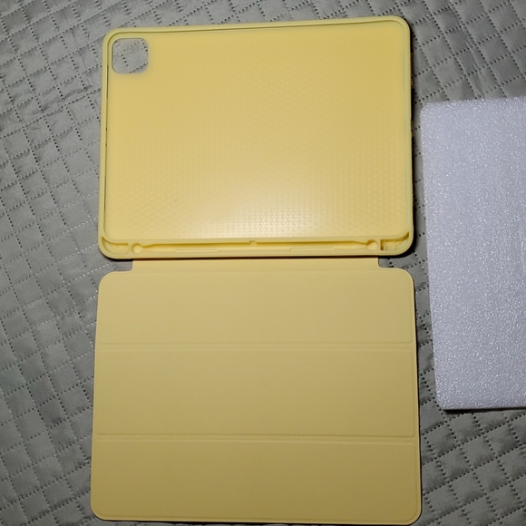 iPad Pro 11 Case 2020 2nd Generation - Picture 2 of 6